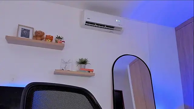 Snapshot of rose_saenz chatting on March 20, 2025, 11:23 pm rose saenz online show from March 20, 2025, 11:23 pm