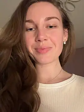 JasminJames online show from January 16, 2026, 7:51 pm