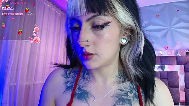 Snapshot of Candy_morgan412 chatting on January 16, 2026, 12:42 pm Candy morgan412 online show from January 16, 2026, 12:42 pm