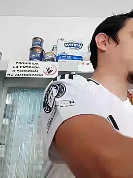 Rejy1992 online show from December 29, 2024, 1:28 pm