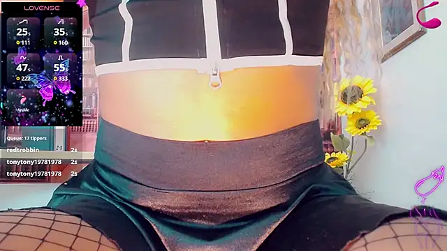 Amanda Cax online show from October 27, 2025, 7:15 pm