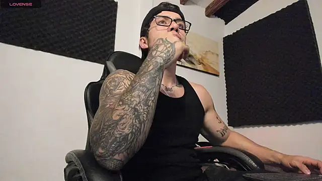 LucianSinclair online show from March 4, 2026, 2:52 am