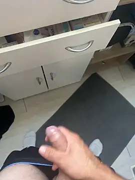 Snapshot of Mecchaud06 chatting on September 29, 2025, 12:55 pm Mecchaud06 online show from September 29, 2025, 12:55 pm