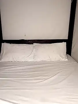 rosey cheeks online show from October 24, 2025, 12:53 am