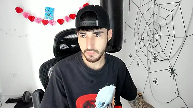 Snapshot of DmitriSanders chatting on February 6, 2026, 7:10 pm DmitriSanders online show from February 6, 2026, 7:10 pm