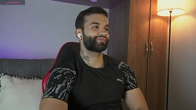 MarkHazze online show from March 24, 2026, 12:21 am