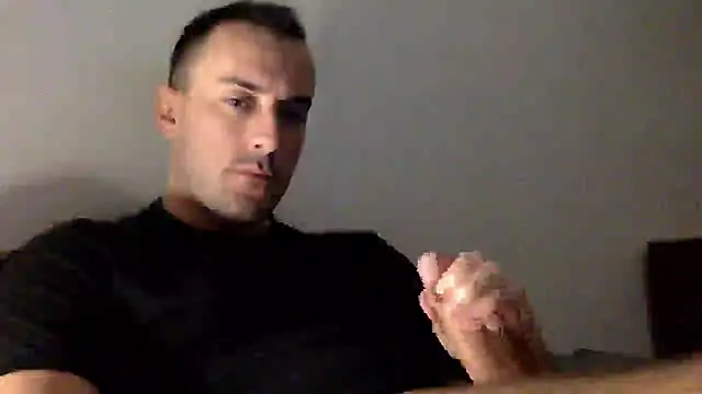 Snapshot of mainnrd chatting on October 4, 2025, 4:14 am mainnrd online show from October 4, 2025, 4:14 am