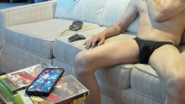 Snapshot of jayshort786 chatting on September 17, 2025, 1:13 pm jayshort786 online show from September 17, 2025, 1:13 pm