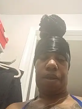 TipdrilBossQueen online show from June 8, 2026, 12:49 am
