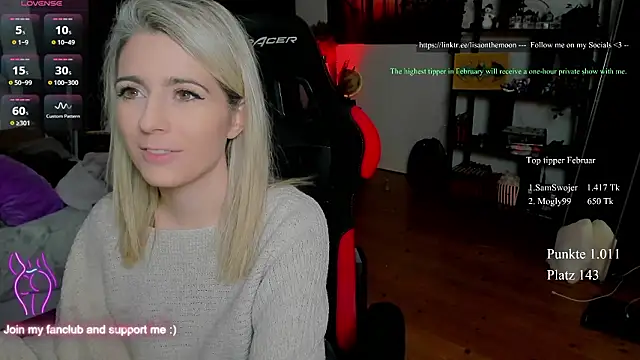 Snapshot of Lisaonthemoon chatting on February 5, 2026, 9:43 pm Lisaonthemoon online show from February 5, 2026, 9:43 pm