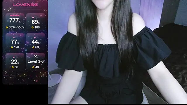 Snapshot of _Viviann_ chatting on March 3, 2025, 4:15 pm  Viviann  online show from March 3, 2025, 4:15 pm