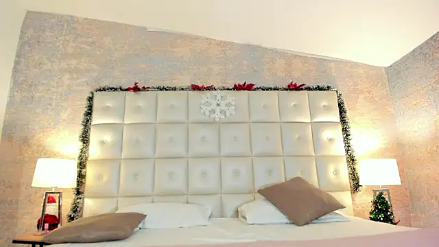 Lezy  online show from January 14, 2026, 7:39 pm