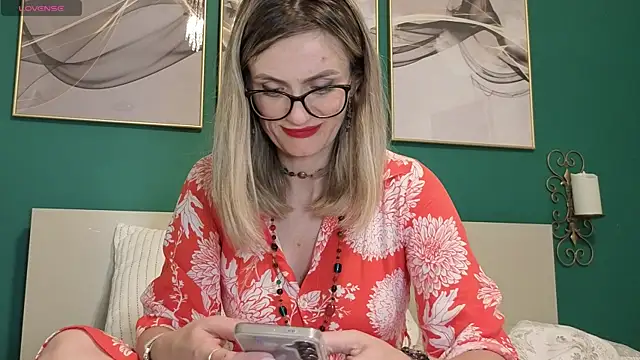 hotjessyca online show from May 21, 2026, 6:49 pm
