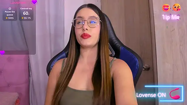 Snapshot of ParisShayk chatting on May 15, 2026, 5:55 pm ParisShayk online show from May 15, 2026, 5:55 pm