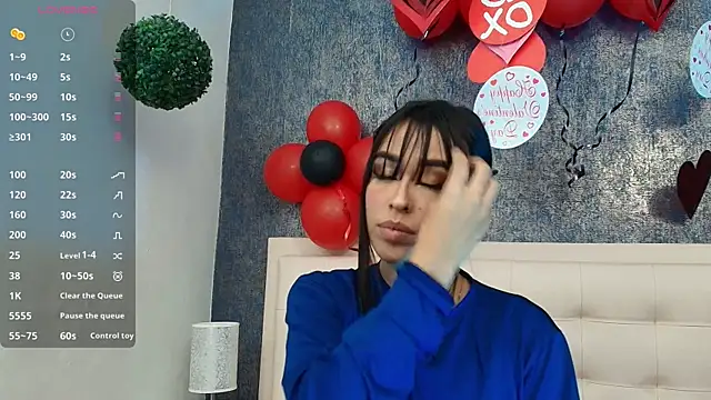 Snapshot of Cloeandtyfanny chatting on February 17, 2026, 1:36 am Cloeandtyfanny online show from February 17, 2026, 1:36 am