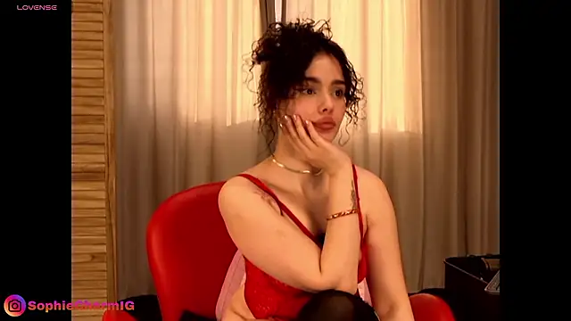 Snapshot of SophieCharm chatting on January 19, 2026, 8:29 am SophieCharm online show from January 19, 2026, 8:29 am