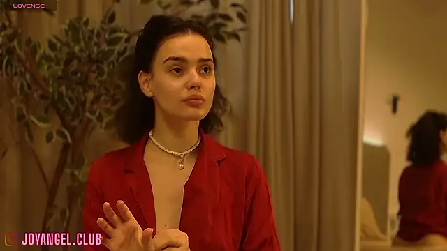 Snapshot of SophieCharm chatting on March 16, 2026, 6:06 am SophieCharm online show from March 16, 2026, 6:06 am