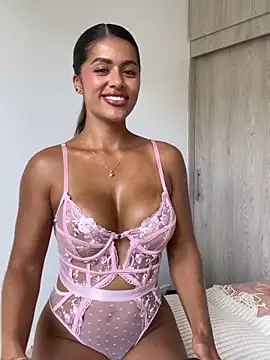 MelissaWaltton online show from June 16, 2026, 6:08 pm