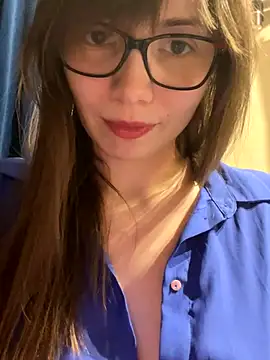 EvaRoss  online show from January 5, 2026, 6:11 pm