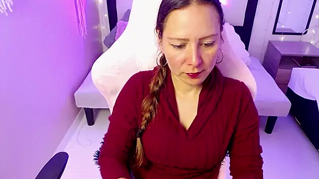 camila delarosa online show from May 11, 2026, 5:21 pm