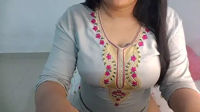 Trezza online show from July 28, 2026, 8:52 pm