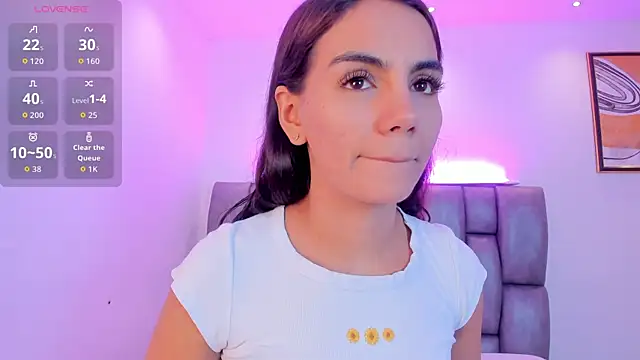 martina mancini online show from December 3, 2025, 3:11 pm