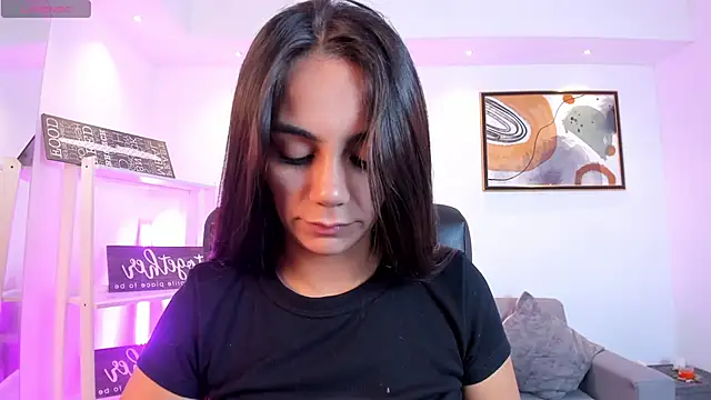 Snapshot of martina_mancini chatting on May 18, 2026, 12:10 pm martina mancini online show from May 18, 2026, 12:10 pm