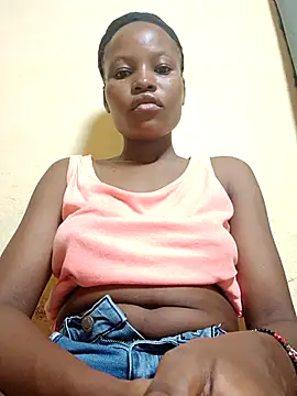 Snapshot of petite_babe chatting on February 12, 2026, 1:16 am petite babe online show from February 12, 2026, 1:16 am