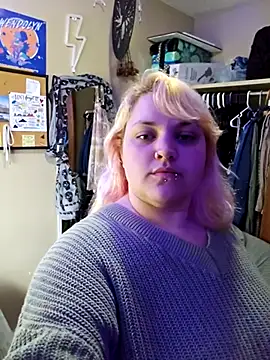 SweetCrazyKay online show from February 22, 2026, 8:43 pm