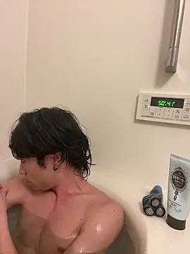 IroManager online show from April 20, 2026, 2:58 am