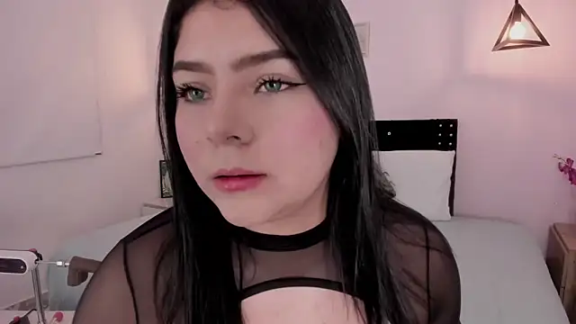 Oriana Guzman online show from September 25, 2025, 11:11 pm