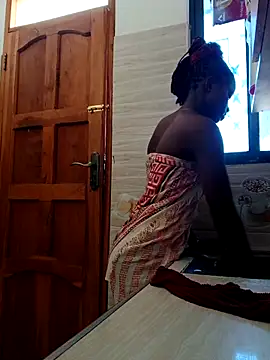 hotgal1112 online show from February 22, 2026, 5:21 am