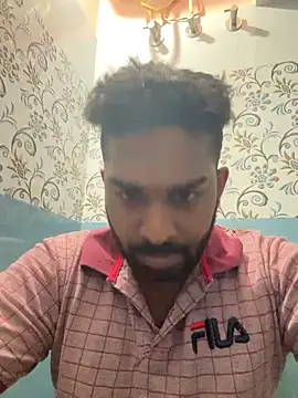 Snapshot of Handsomehunk_4U chatting on January 27, 2025, 4:43 pm Handsomehunk 4U online show from January 27, 2025, 4:43 pm