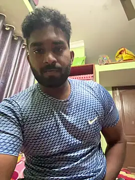 Snapshot of Handsomehunk_4U chatting on January 26, 2025, 6:07 am Handsomehunk 4U online show from January 26, 2025, 6:07 am