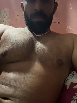 Snapshot of Handsomehunk_4U chatting on January 6, 2026, 5:50 pm Handsomehunk 4U online show from January 6, 2026, 5:50 pm