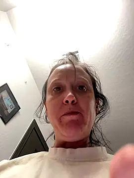 SexyB214 online show from October 6, 2025, 8:09 pm