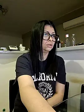 Milf Abigail online show from December 2, 2025, 1:17 am