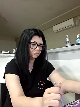 Milf Abigail online show from February 14, 2026, 3:40 am