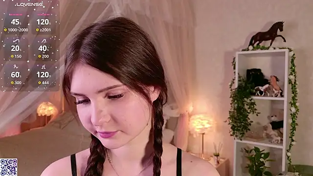 LeraKit online show from December 4, 2025, 4:17 pm