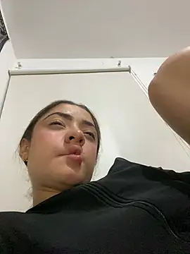 Alicia ALICIA online show from January 16, 2026, 9:52 pm