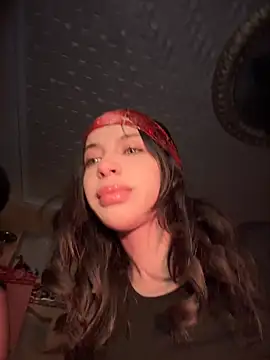 Snapshot of ORLA86 chatting on September 22, 2025, 10:05 pm ORLA86 online show from September 22, 2025, 10:05 pm