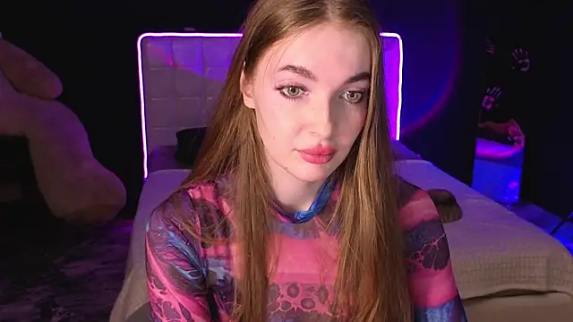 LissaCain online show from November 18, 2025, 9:23 am