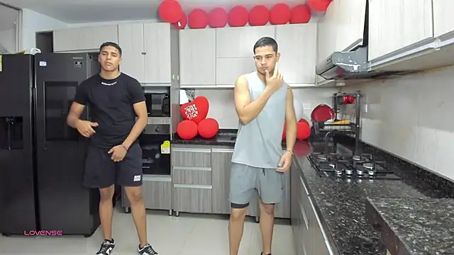 badguyss bisex online show from September 23, 2025, 11:17 am