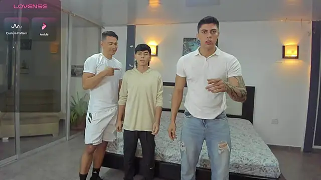 badguyss bisex online show from January 17, 2026, 11:47 am