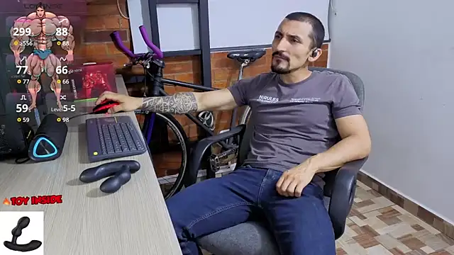 Snapshot of Marck_Muscle chatting on March 16, 2026, 12:51 am Marck Muscle online show from March 16, 2026, 12:51 am