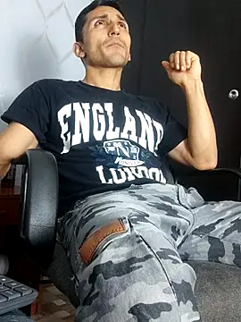 Snapshot of Marck_Muscle chatting on March 5, 2025, 1:42 am Marck Muscle online show from March 5, 2025, 1:42 am