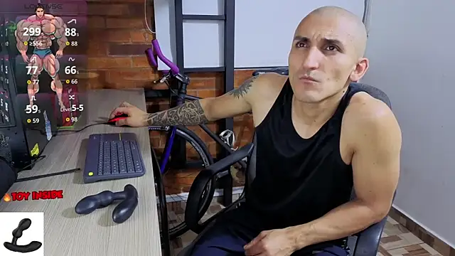 Snapshot of Marck_Muscle chatting on March 24, 2026, 1:27 am Marck Muscle online show from March 24, 2026, 1:27 am