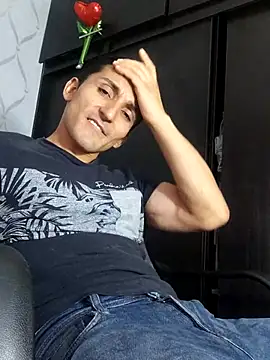 Snapshot of Marck_Muscle chatting on March 2, 2025, 10:23 pm Marck Muscle online show from March 2, 2025, 10:23 pm