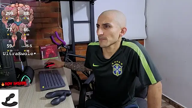 Snapshot of Marck_Muscle chatting on April 2, 2026, 4:08 am Marck Muscle online show from April 2, 2026, 4:08 am