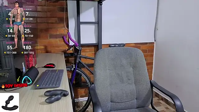 Snapshot of Marck_Muscle chatting on March 26, 2026, 1:59 am Marck Muscle online show from March 26, 2026, 1:59 am